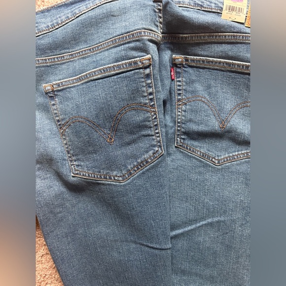 Levis 501's Wedgie Straight Denim Jeans Women's Plus Size 24W NWT - Picture 4 of 4